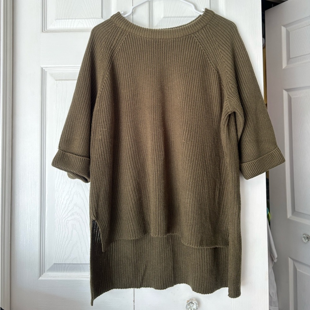 NWOT Mote by Anthropologie Pullover Green Sweater. Half Sleeve. Size Medium.